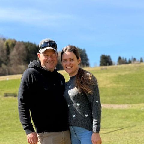 Elena und Björn mit Hund